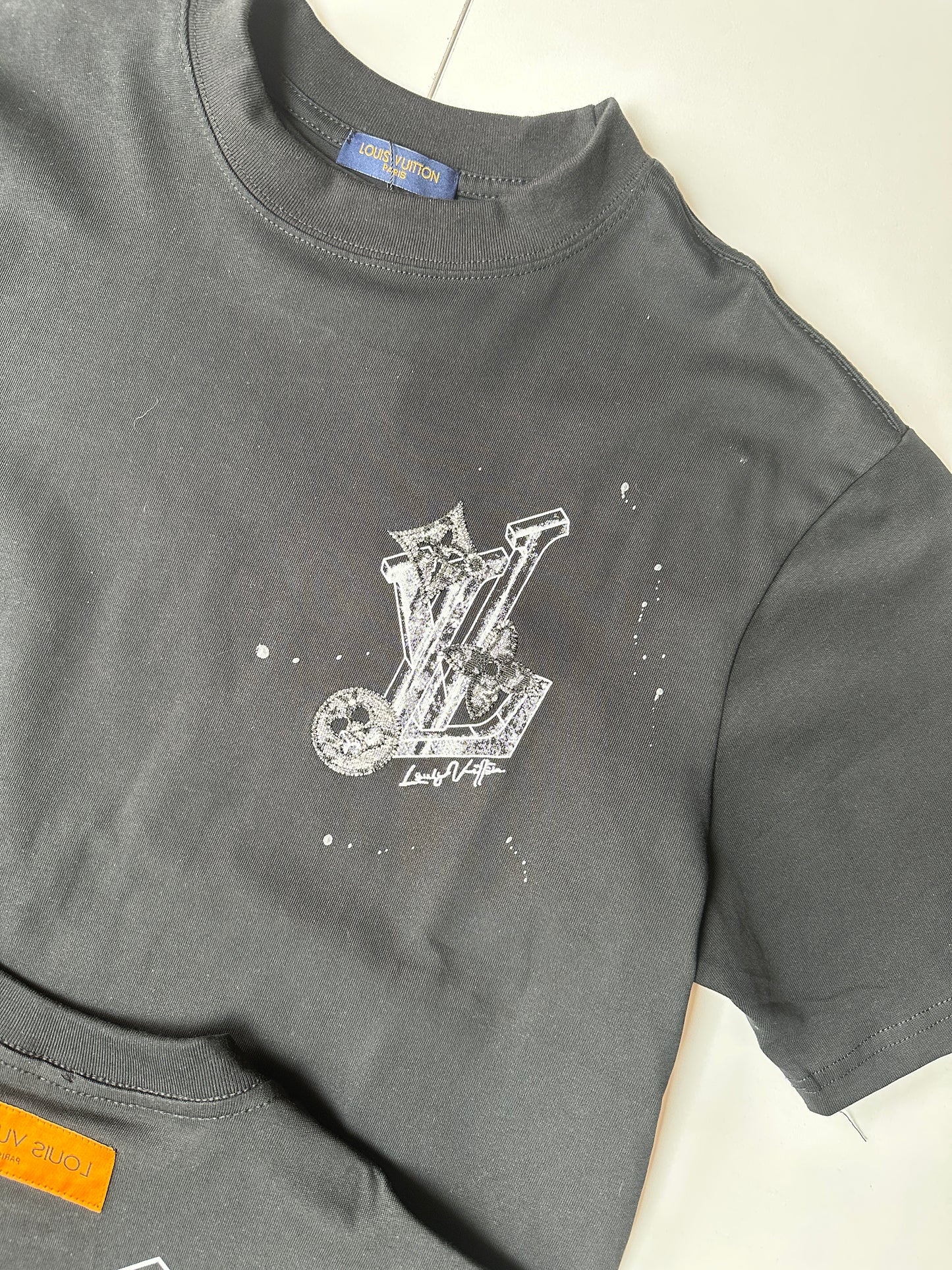 CAMISETA LOUIS VUITTON OVERSIZE 🔥 UNIDADES LIMITADAS ‼️ ALTA CALIDAD G5 🔝 MODELO 2026 ✅