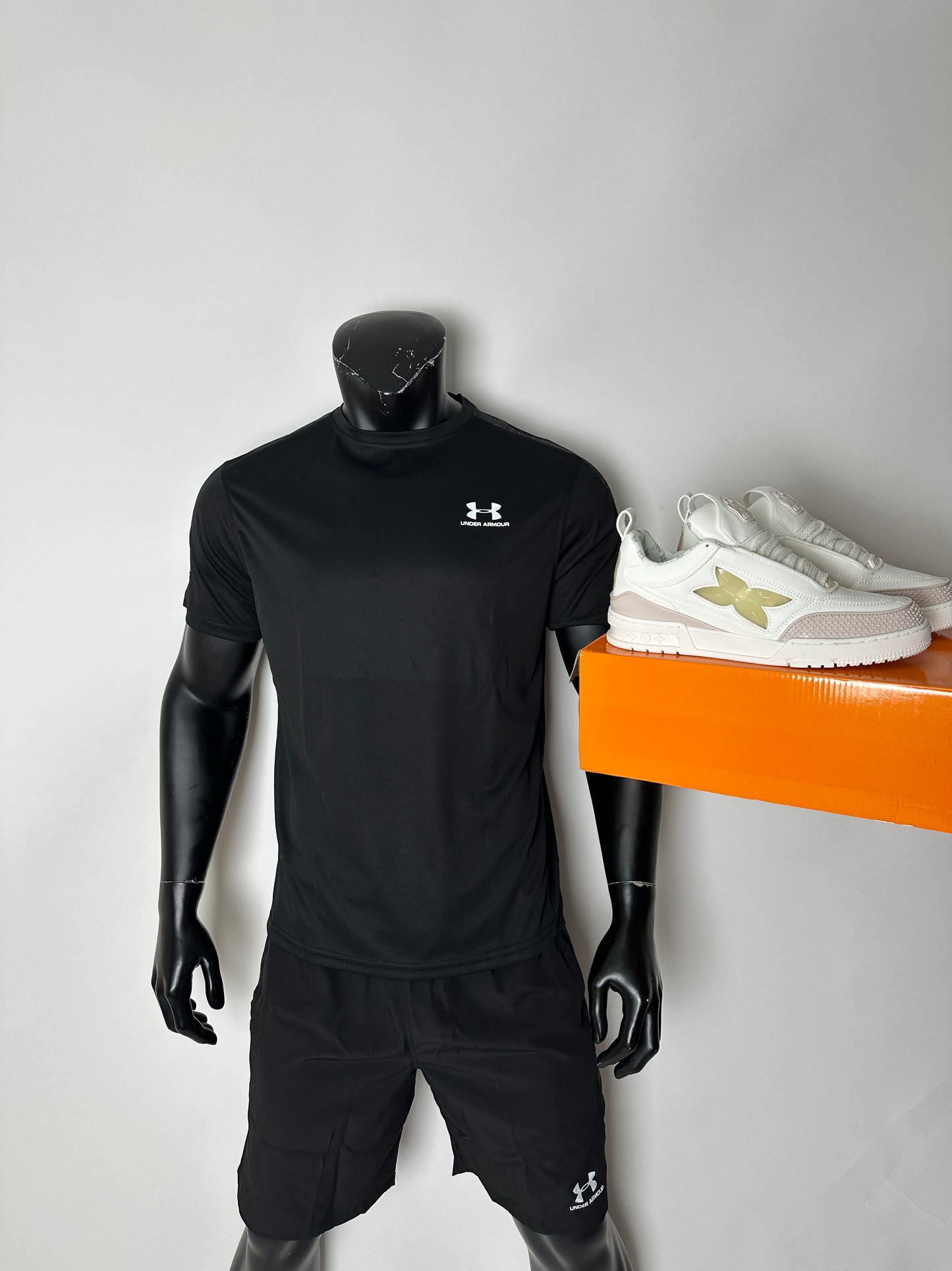 Louis Vuitton Skate + CONJUNTO UNDER ARMOUR GRATIS ‼️✅
