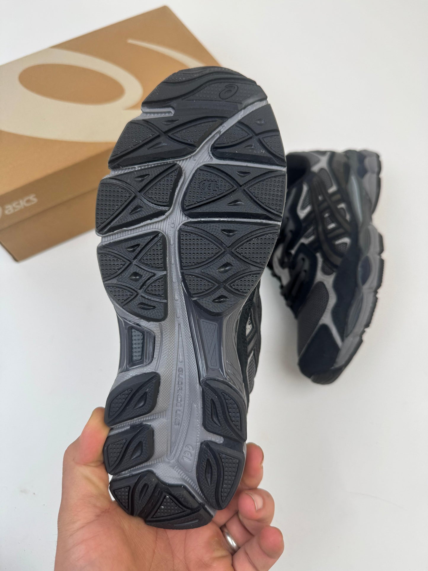 ASICS GEL NYC