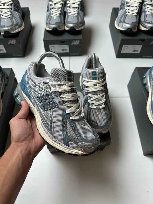 Zapatilla New Balance Grey & Blue