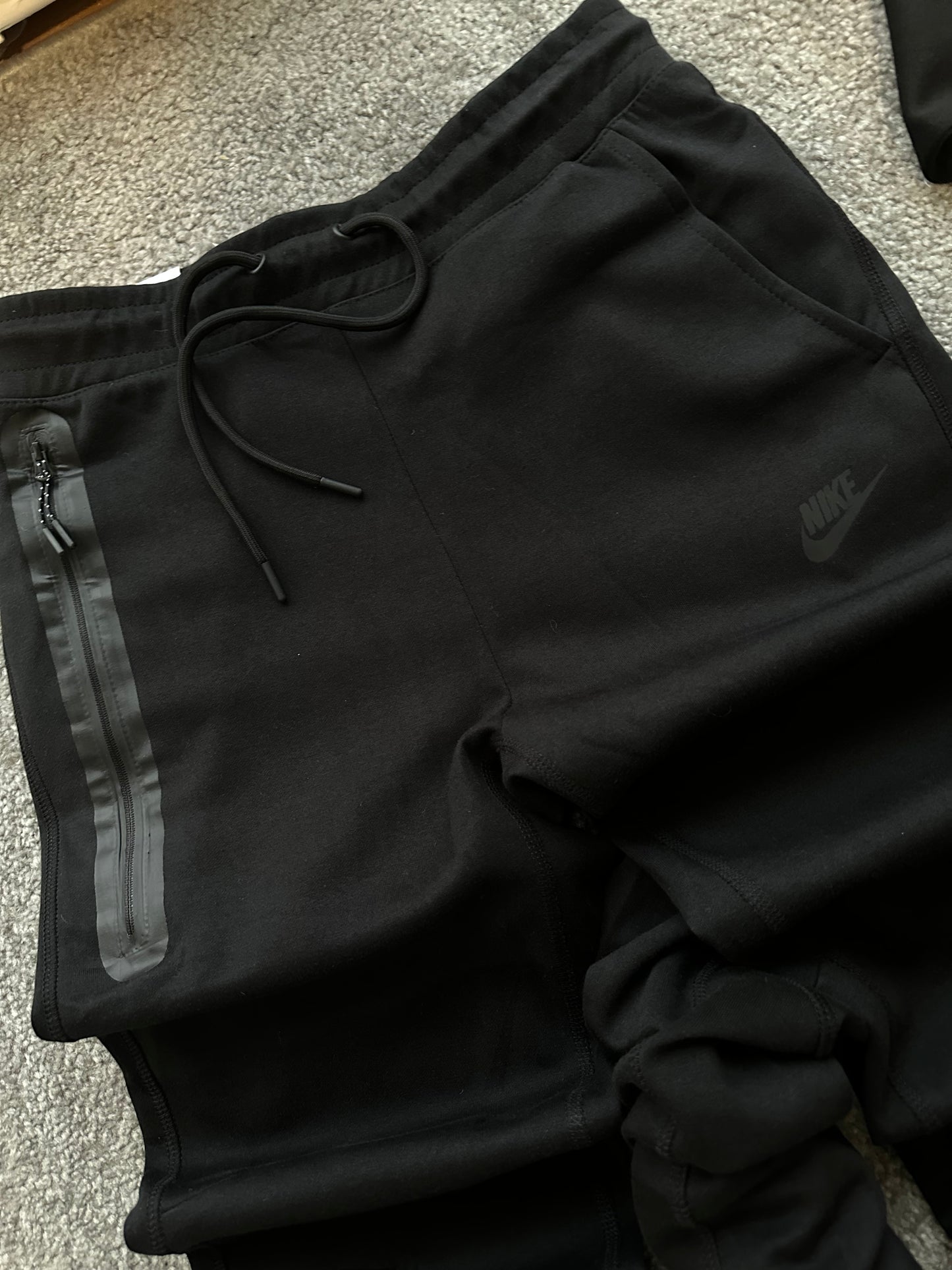 Chandal - Nike Tech - Negro