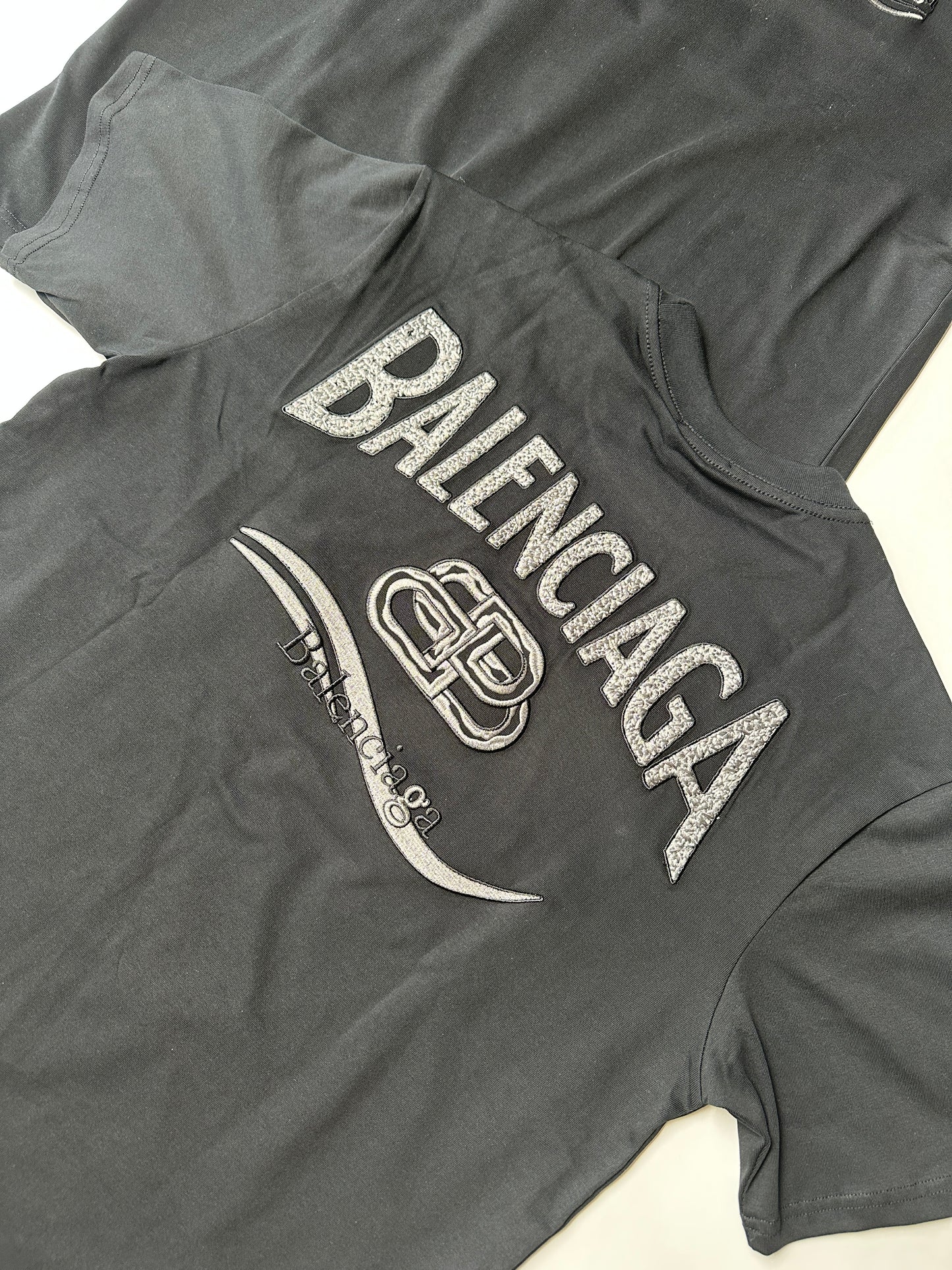CAMISETA BALENCIAGA OVERSIZE 🔥 UNIDADES LIMITADAS ‼️ MODELO 2026 ✅ ALTA CALIDAD 🔝