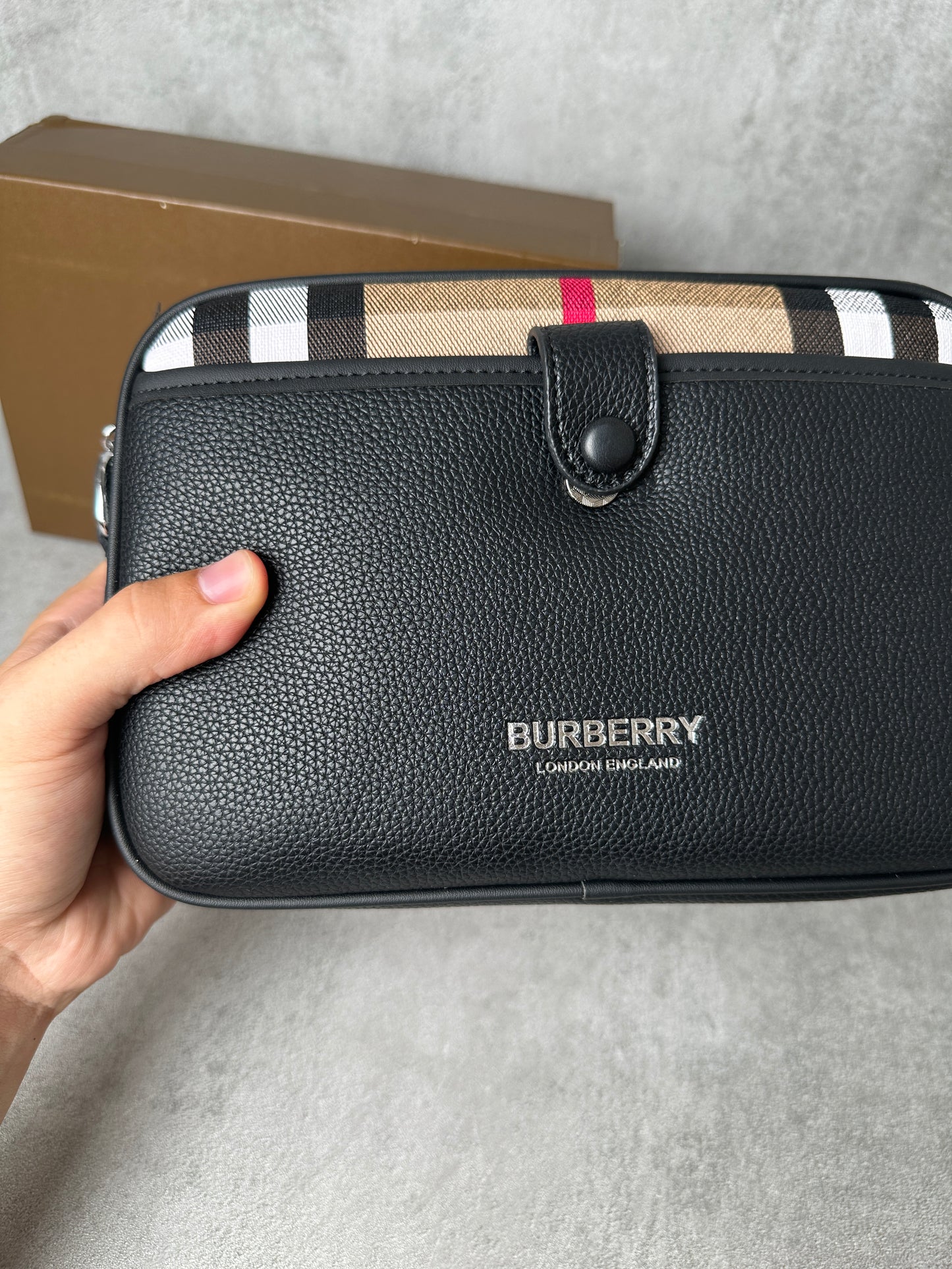 🔥 BANDOLERA BURBERRY ✅ CALIDAD PREMIUM ‼️ UNIDADES LIMITADAS