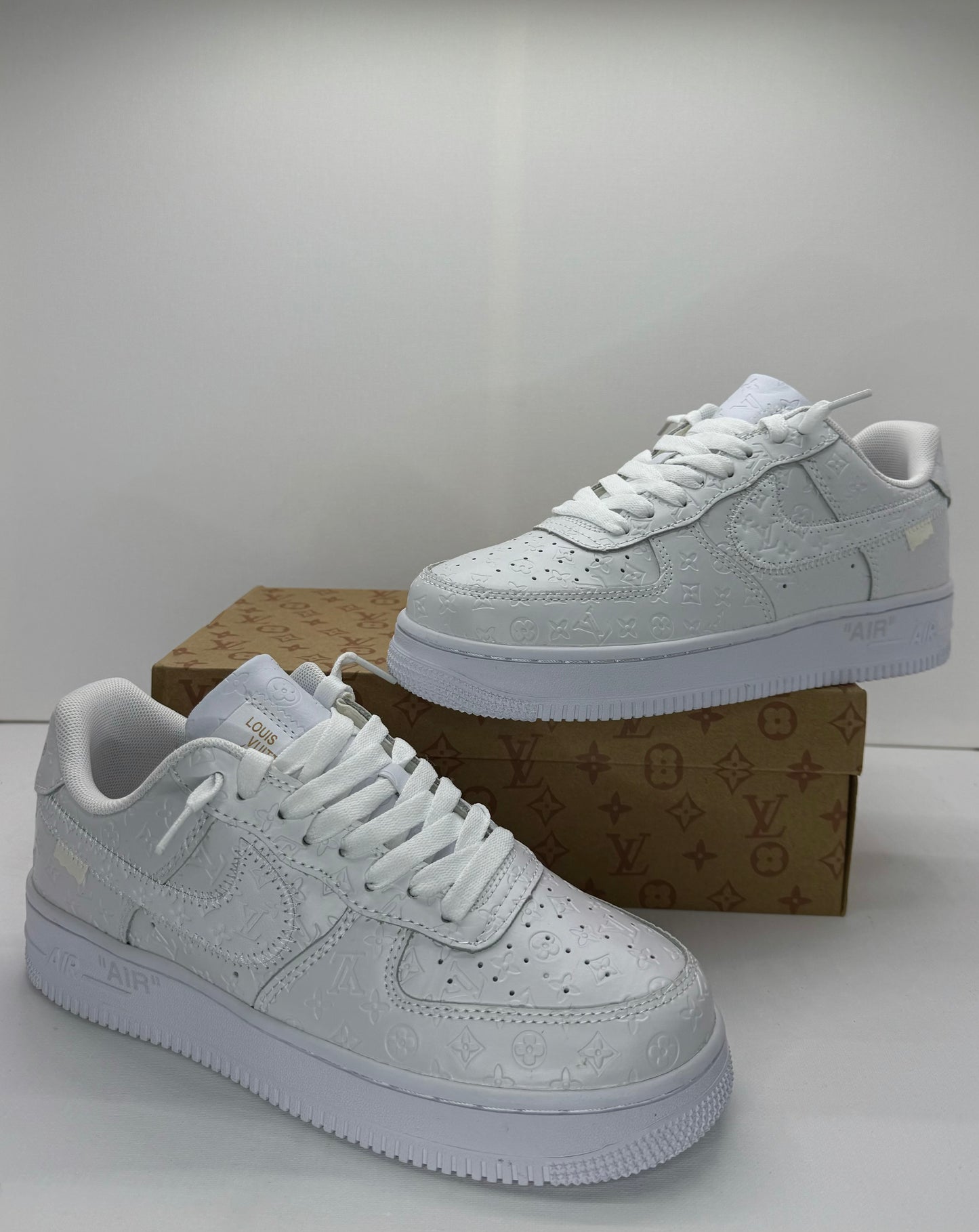 NIKE AIR FORCE 1 LOUIS VUITTON