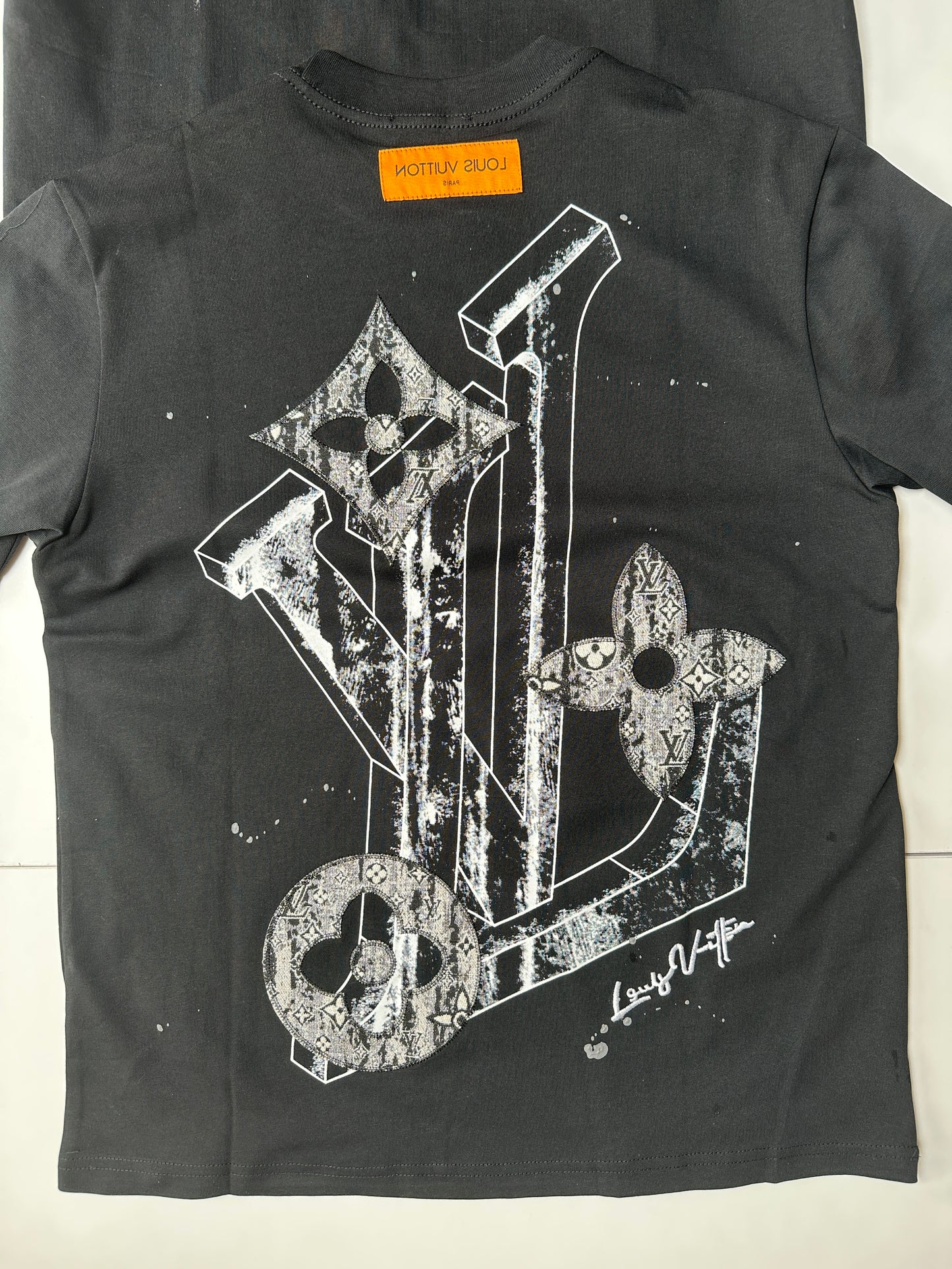 CAMISETA LOUIS VUITTON OVERSIZE 🔥 UNIDADES LIMITADAS ‼️ ALTA CALIDAD G5 🔝 MODELO 2026 ✅