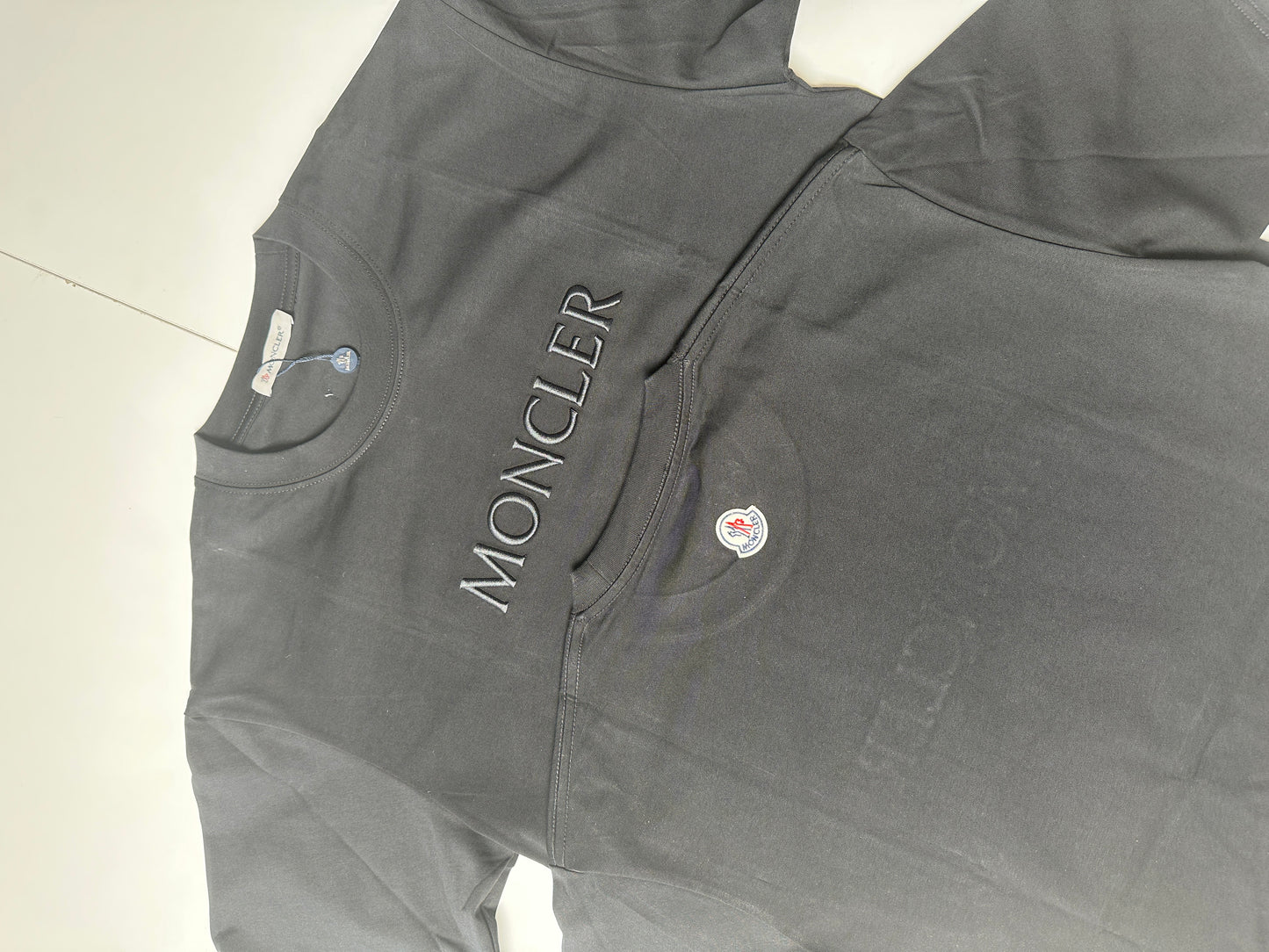 CAMISETA MONCLER OVERSIZE 🔥 UNIDADES LIMITADAS ‼️ ALTA CALIDAD G5 🔝 MODELO 2026 ✅