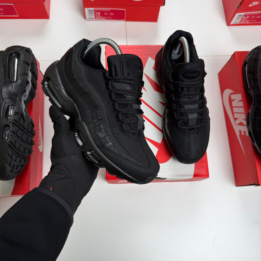 NIKE AIR MAX 95 ALL BLACK ⚫️