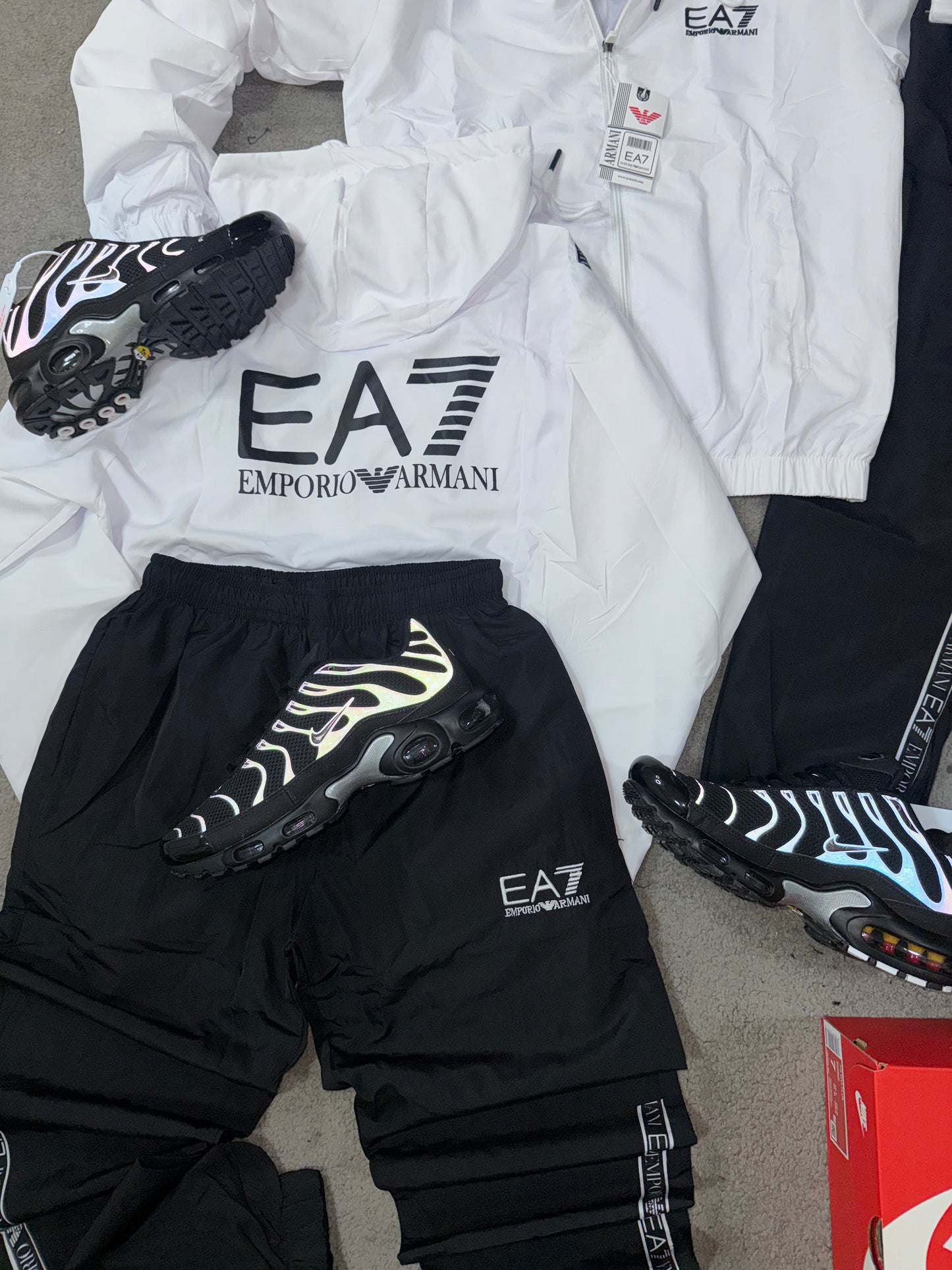 SUPER PACK 🔥 CHANDAL EA7 + NIKE TN REFLECTANTES 🥵 UNIDADES LIMITADAS ‼️ CALIDAD AAA+ ✅