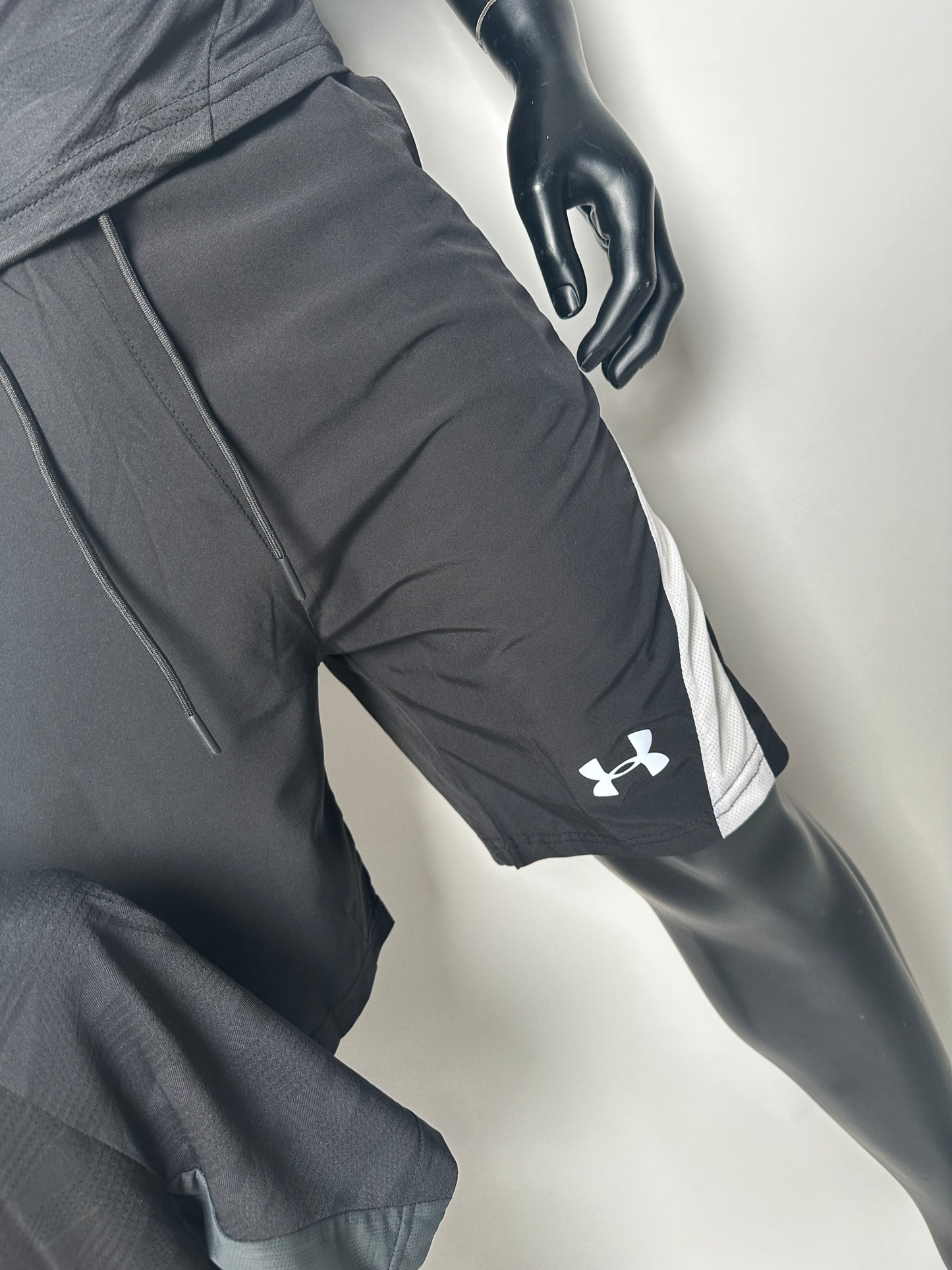 SUPER PACK 🔥 CONJUNTO UNDER ARMOUR + BANDOLERA BURBERRY ‼️ UNIDADES LIMITADAS ✅ CALIDAD MÁXIMA 🥵