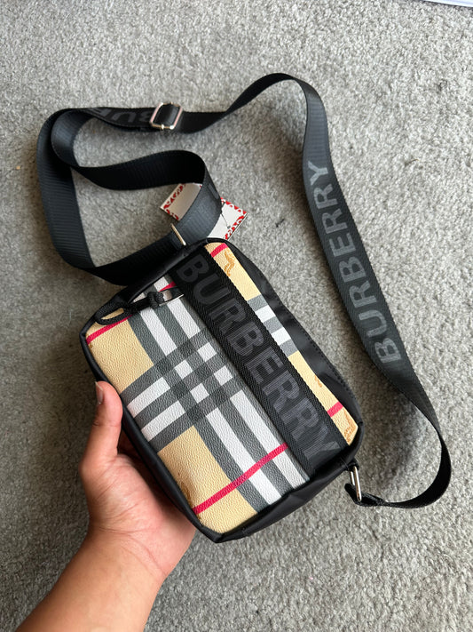 BOLSA TRANSVERSAL BURBERRY