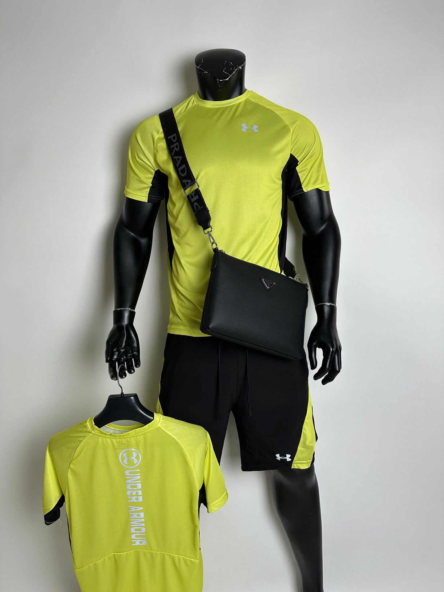 SUPER PACK 🔥 CONJUNTO UNDER ARMOUR + BANDOLERA PRADA ‼️ UNIDADES LIMITADAS ✅ CALIDAD MÁXIMA 🥵