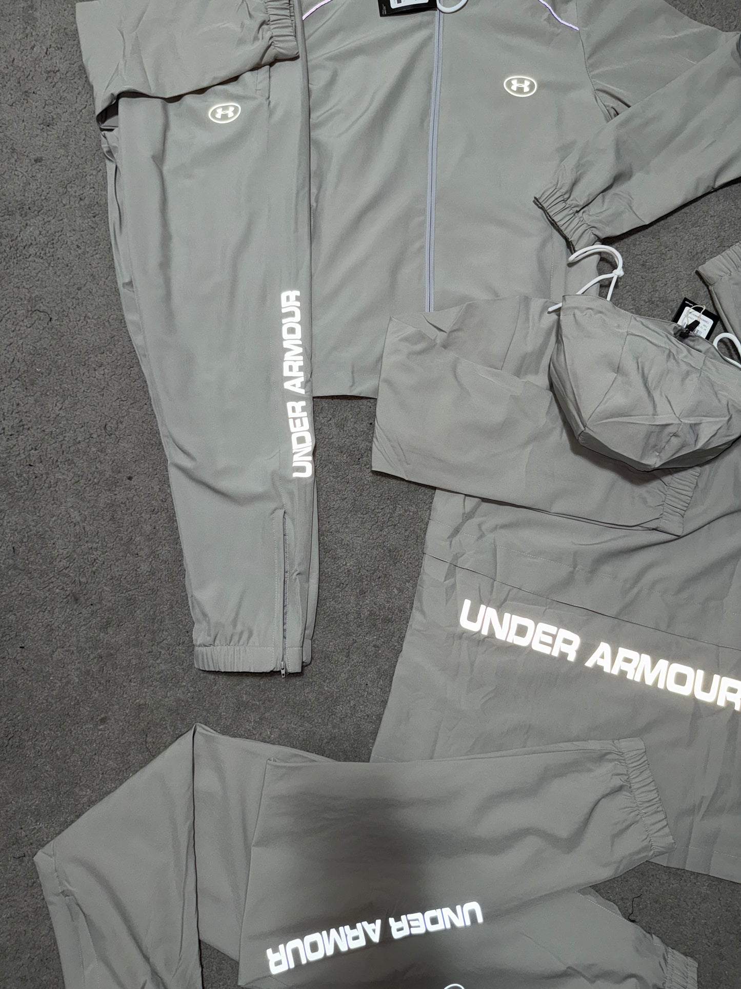 CHANDAL UNDER ARMOUR 2025 🔥 CALIDAD 1.1 🥵 BRILLA CON EL FLASH 📸