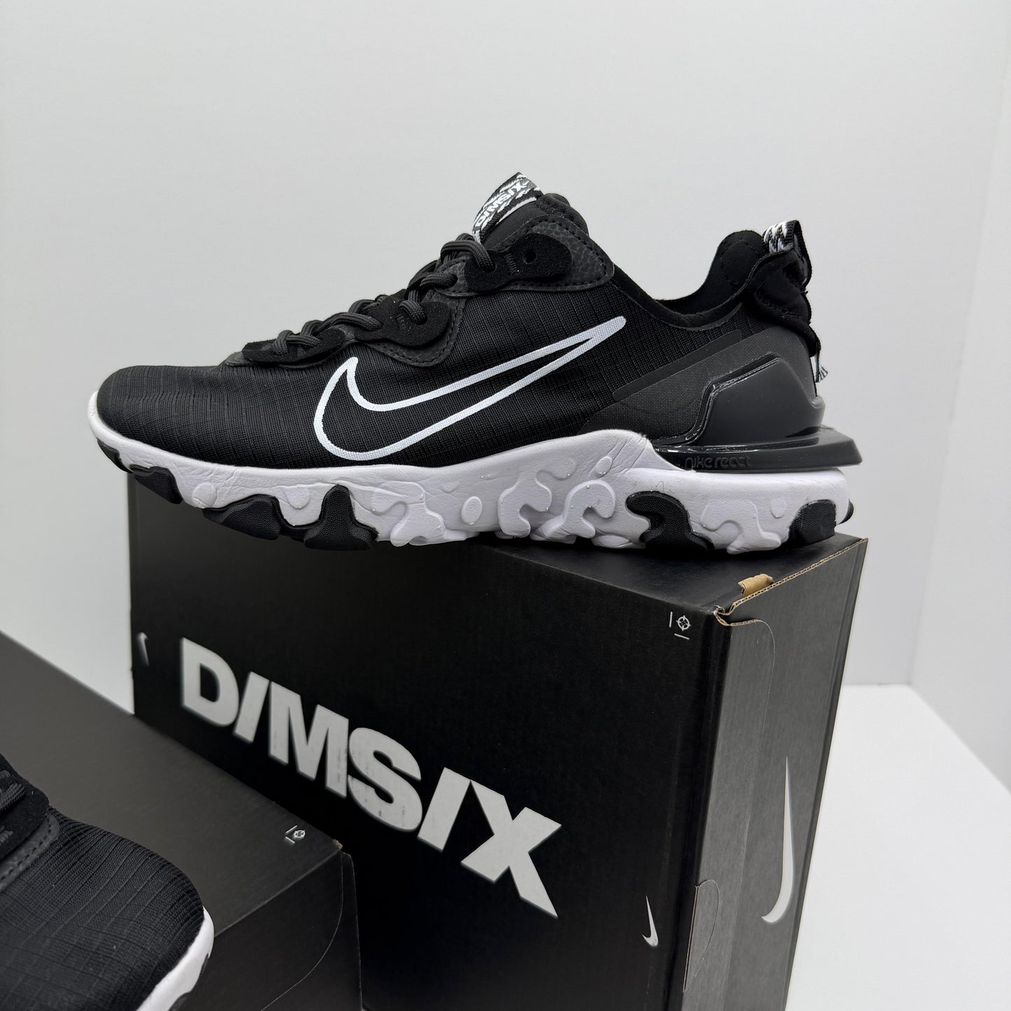 NIKE REACT VISION MX BLACK/WHITE 🖤 ⚪️