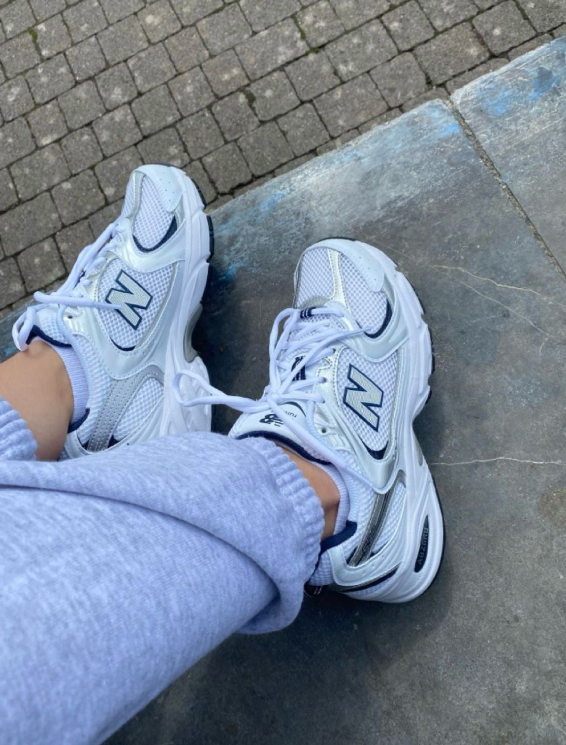 NEW BALANCE 530