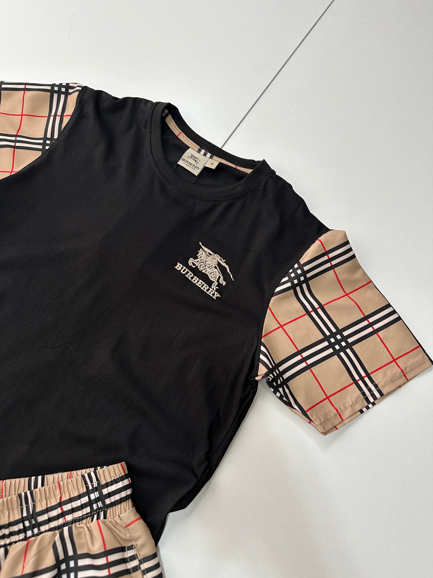 Conjunto Verano Burberry