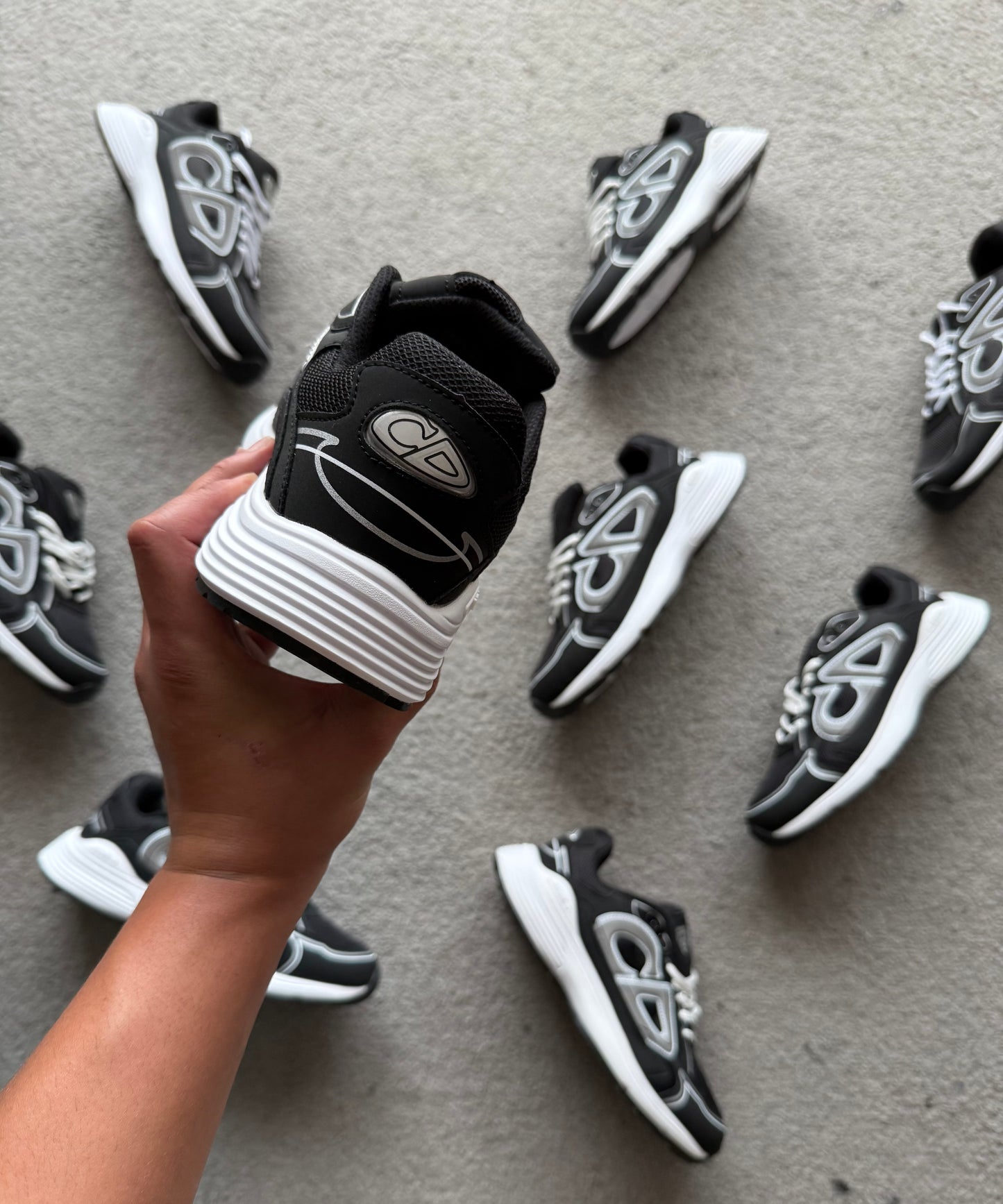 DIOR B30 BLACK/WHITE 2025 😍 CALIDAD 1.1 🔥