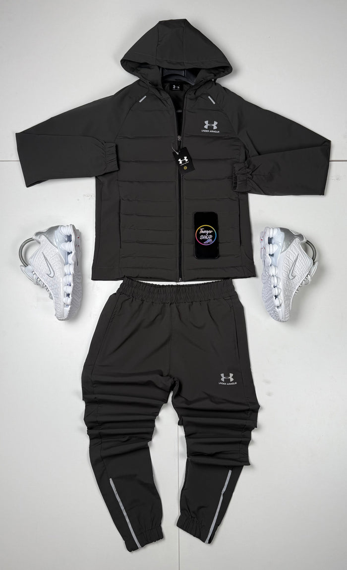 CHANDAL UNDER ARMOUR 2026 🔥 NUEVA COLECCIÓN 🆕 BRILLA CON EL FLASH 📸 UNIDADES LIMITADAS ‼️ CALIDAD G5 ✅ COLOR GRIS OSCURO 🩶