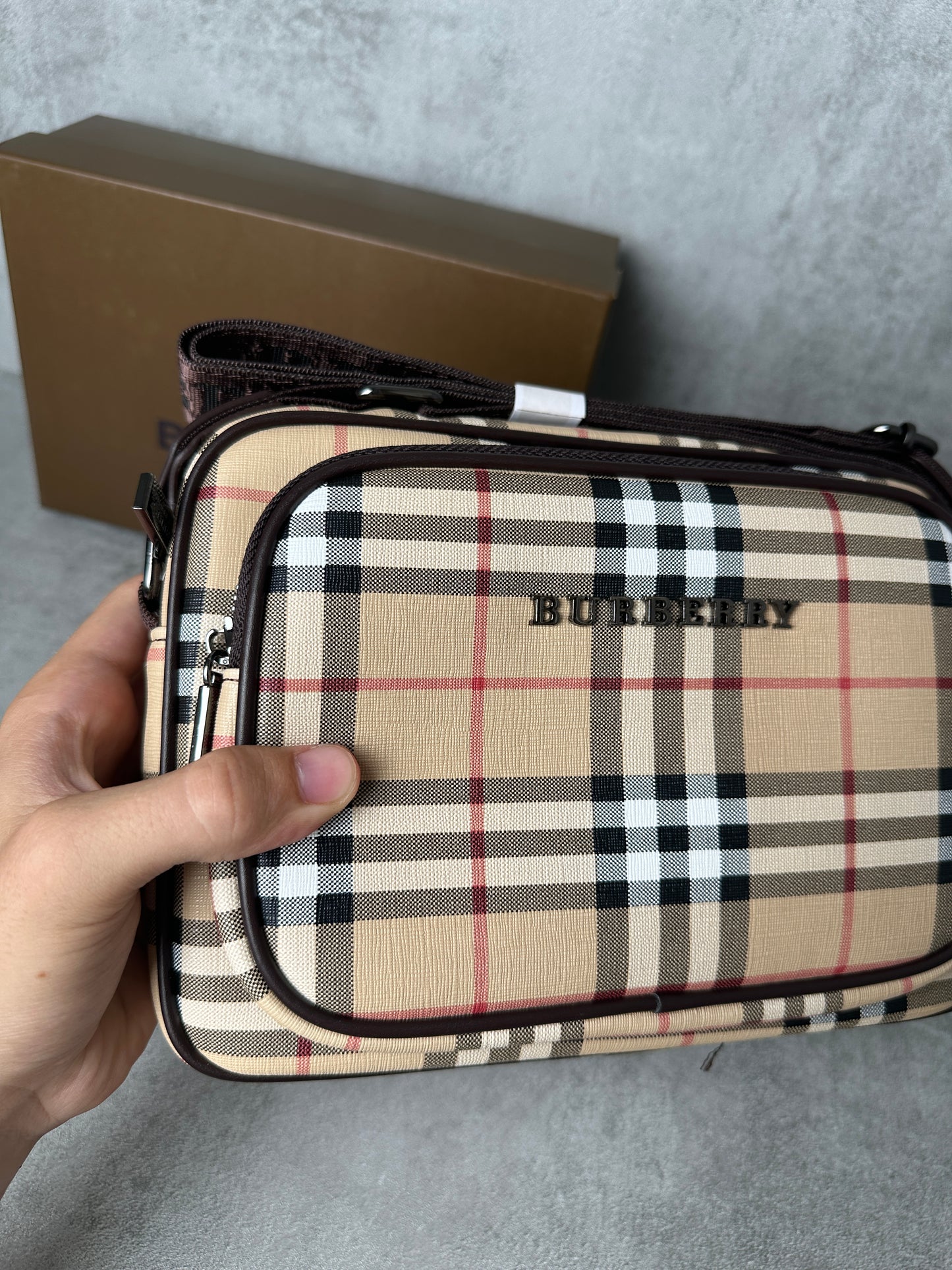 🔥 BANDOLERA BURBERRY ✅ CALIDAD PREMIUM ‼️ UNIDADES LIMITADAS