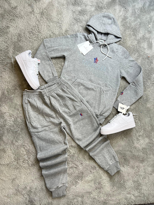 CHANDAL MONCLER ALL GREY 2025 🔥