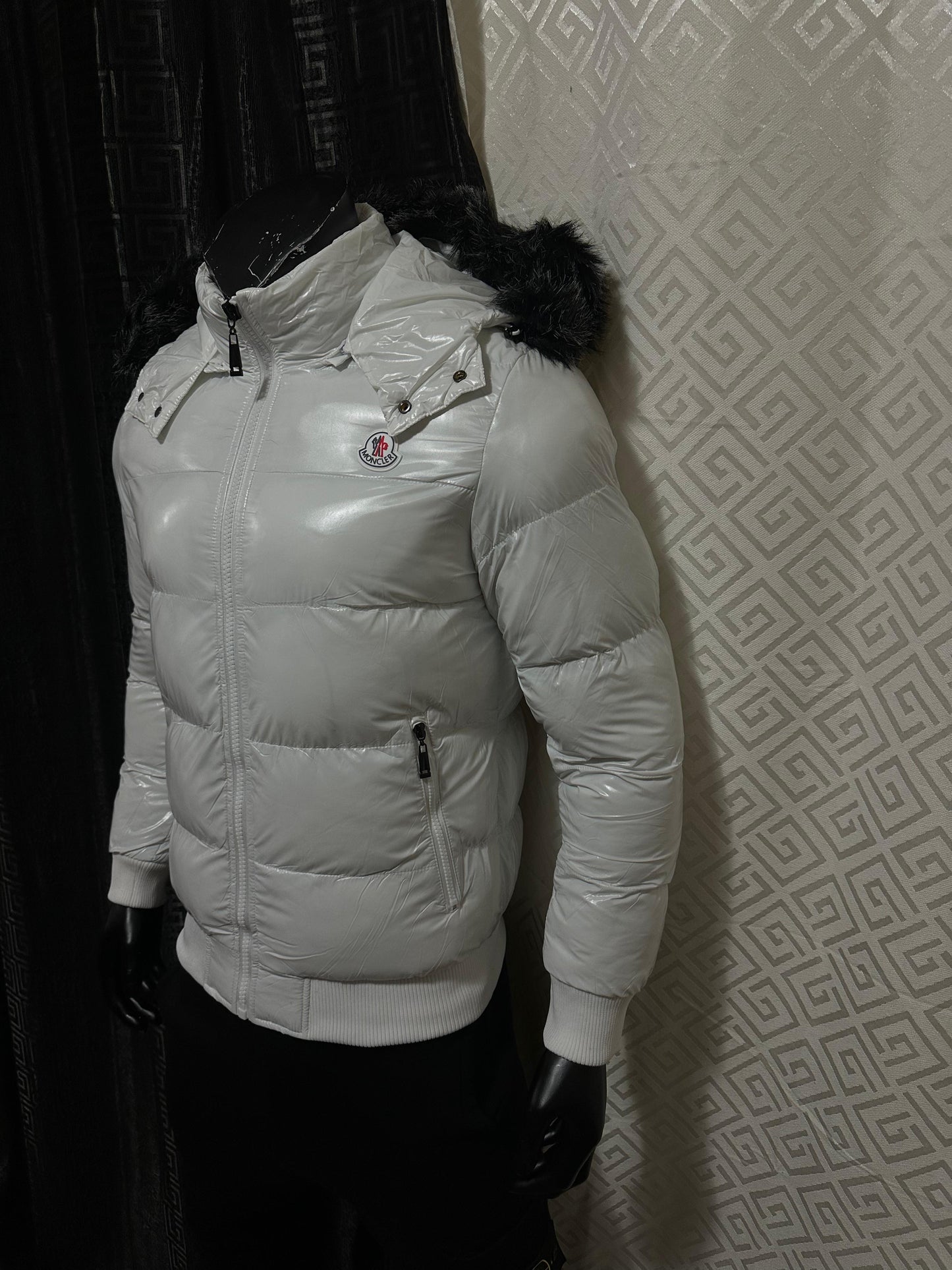 Chaquetas MONCLER HIGH QUALITY 1.1 🔥