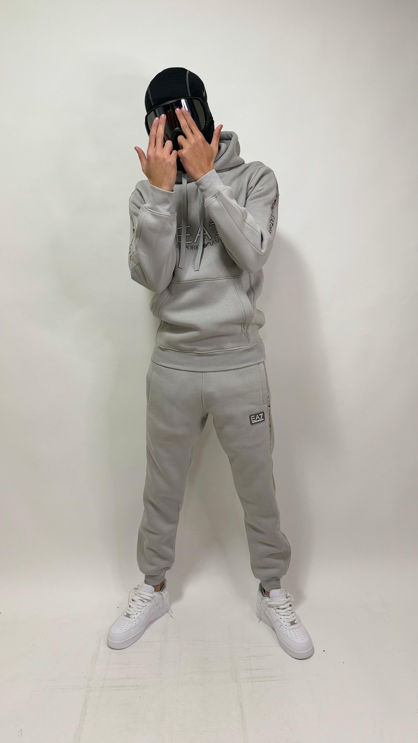 CHANDAL EMPORIO ARMANI EA7 🔥 ALTA CALIDAD 1.1 ✅ ALGODÓN 100% 😍 UNIDADES LIMITADAS ‼️