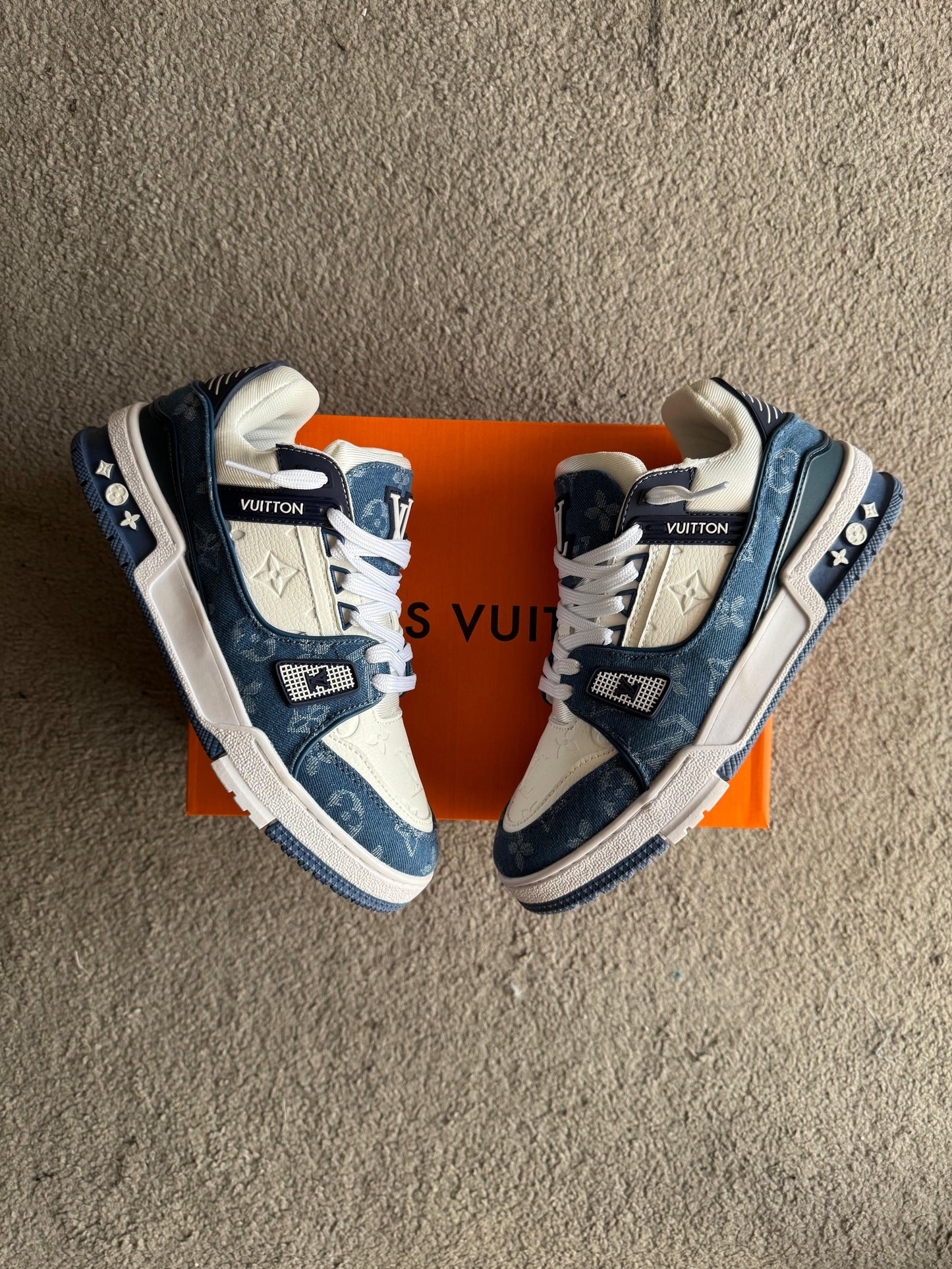 LOUIS VUITTON TRAINER