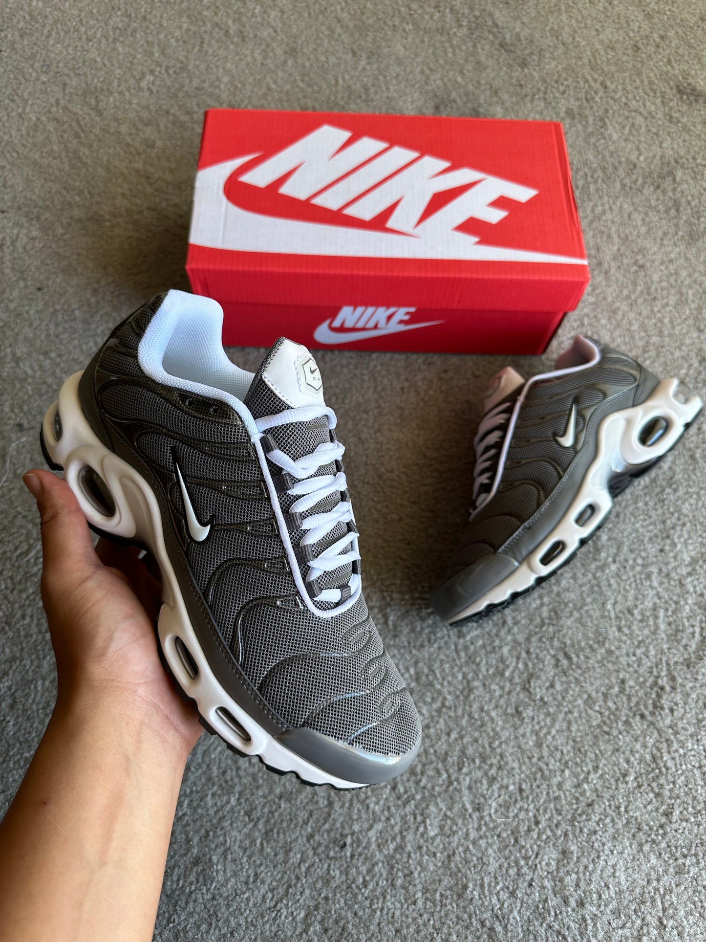 NIKE TN GREY 2024