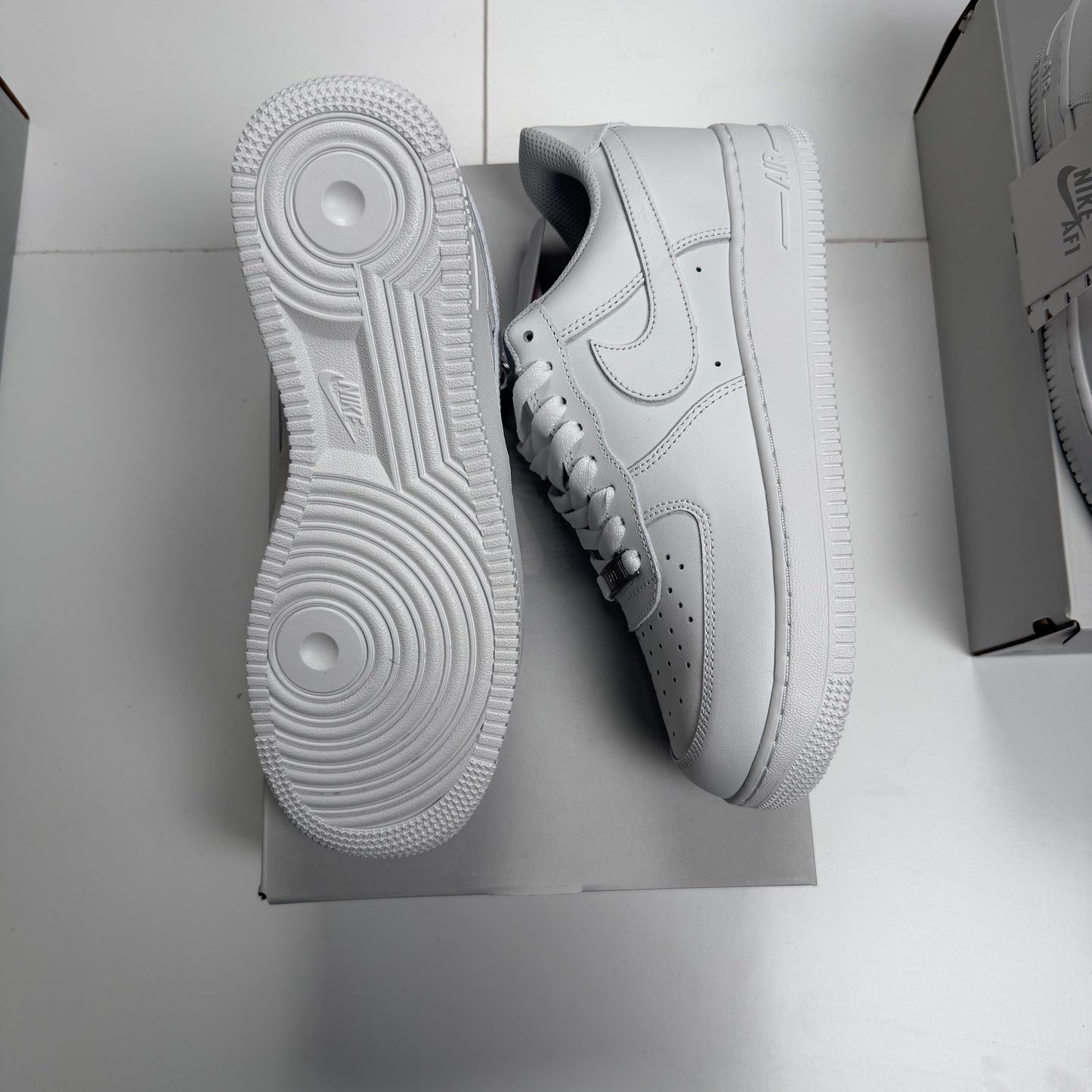 Nike Air Force 1