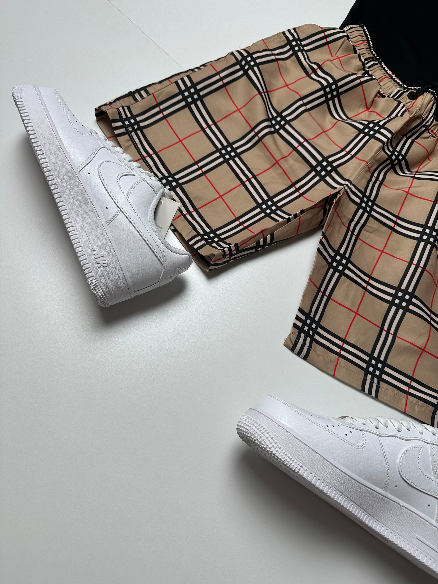 SÚPER PACK VERANO CONJUNTO BURBERRY + AIR FORCE 1 🔥 UNIDADES LIMITADAS ‼️