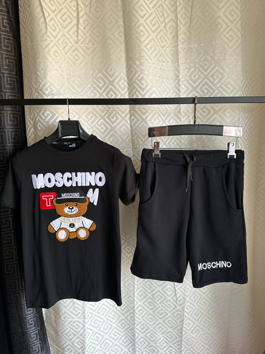 Conjunto de verão Moschino