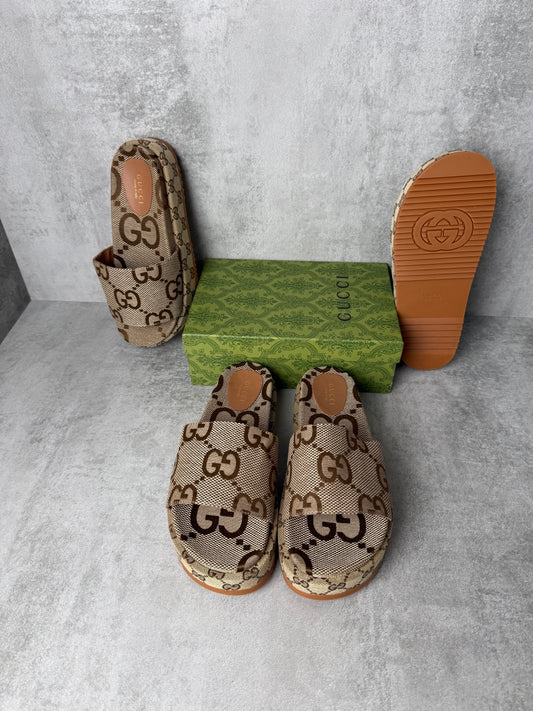 SANDALIAS GUCCI 2026 🔥 ALTA CALIDAD ✅ ESTILO ÚNICO 🚀 CON PLATAFORMA 🔝 UNIDADES LIMITADAS ‼️