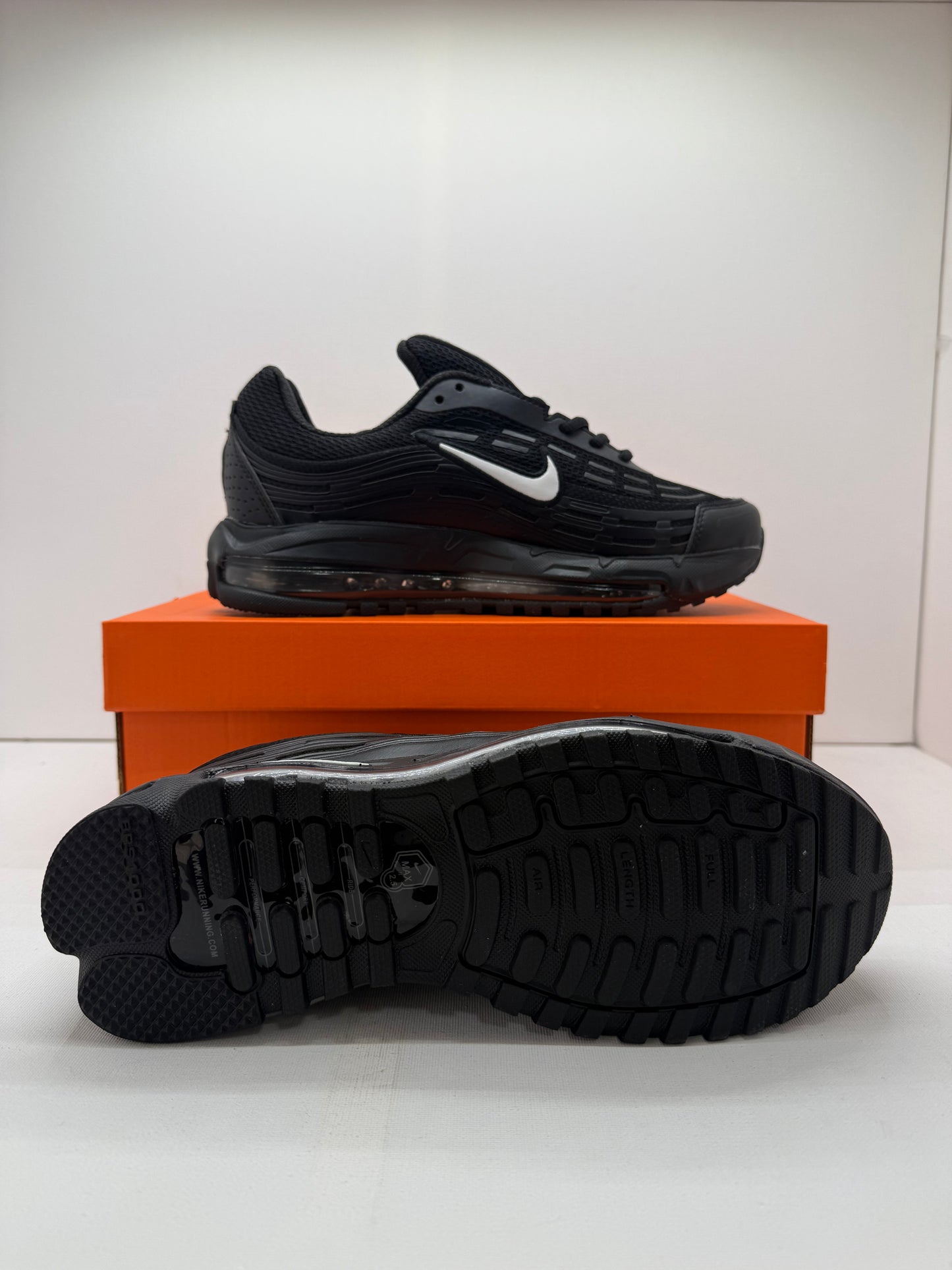 NIKE AIR MAX TL 2.5