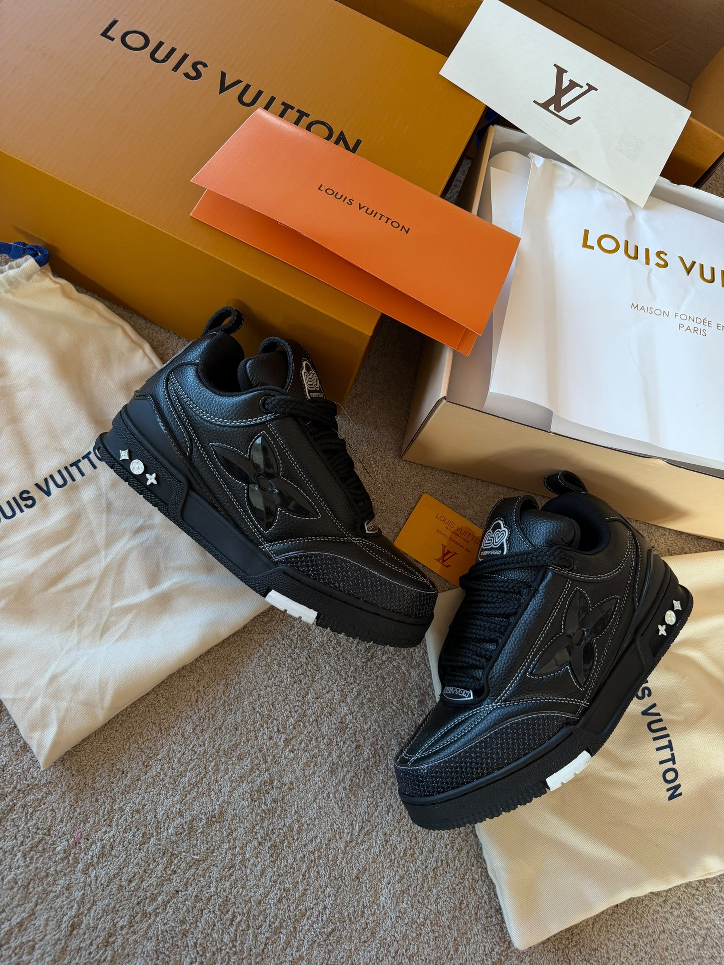 LOUIS VUITTON SKATE 🔥 MODELO NUEVO 🆕 HIGH COPY IDÉNTICO AL ORIGINAL ✅ LA MEJOR CALIDAD QUE HEMOS TRAÍDO ‼️ UNIDADES LIMITADAS 🥵