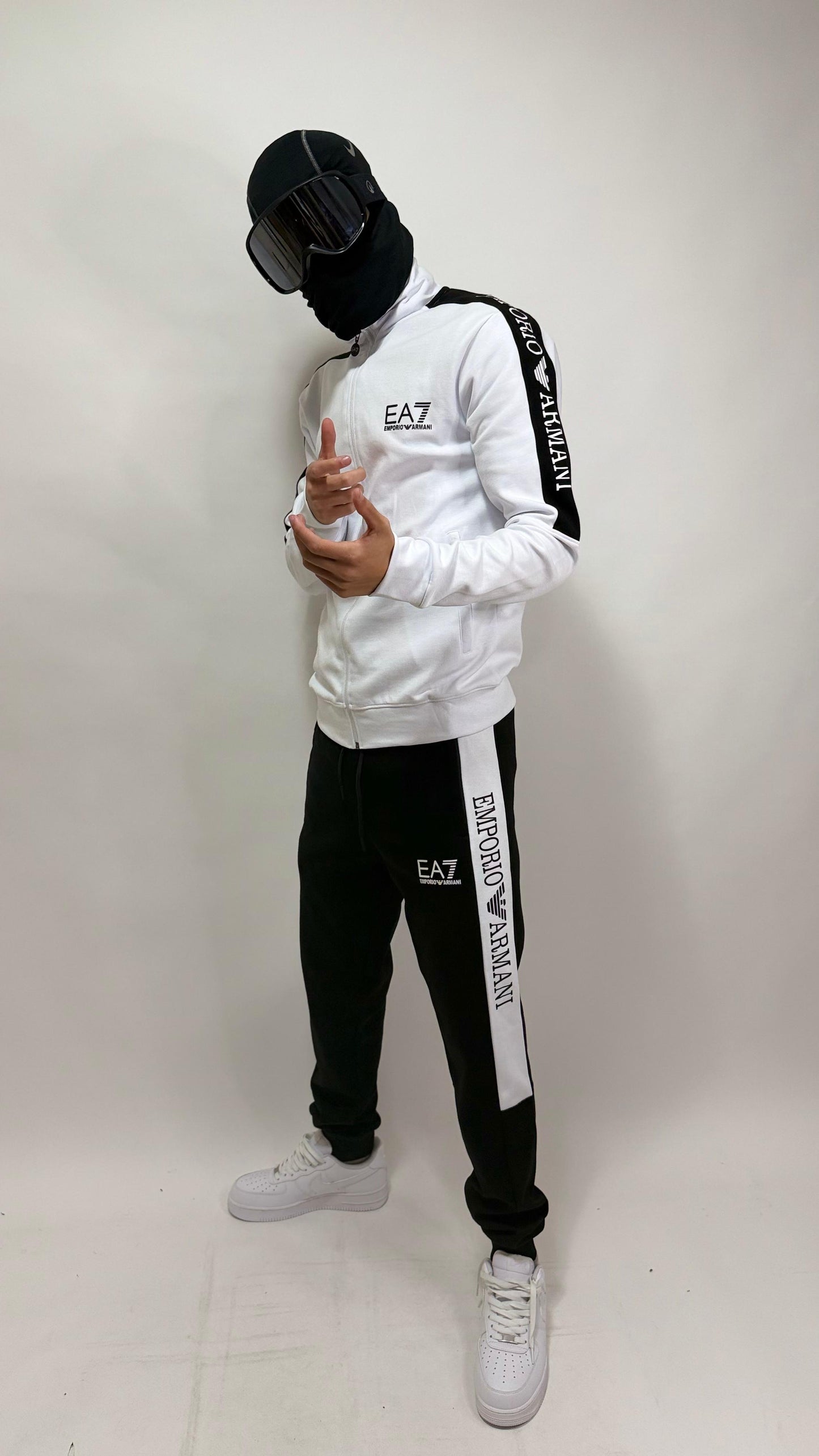 CHANDAL EMPORIO ARMANI EA7 🔥 ALTA CALIDAD 1.1 ✅ ALGODÓN 100% 😍 UNIDADES LIMITADAS ‼️