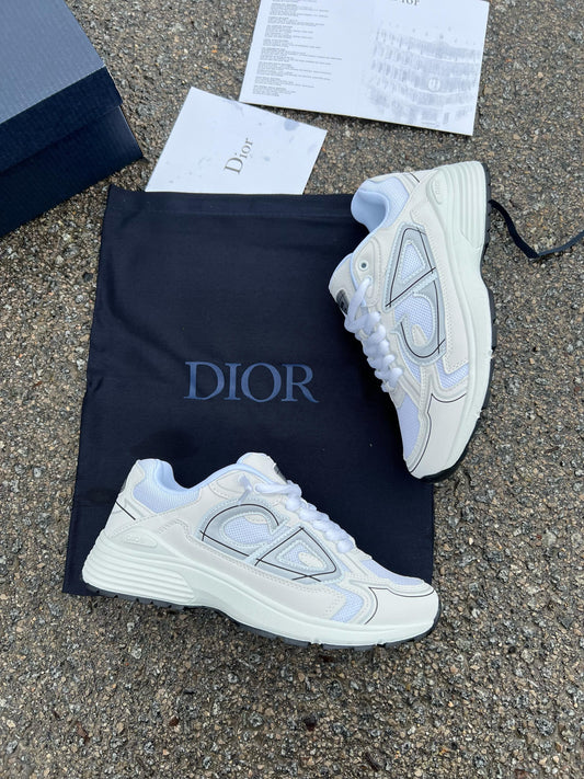 DIOR B30 WHITE BLACK 🐼🐼