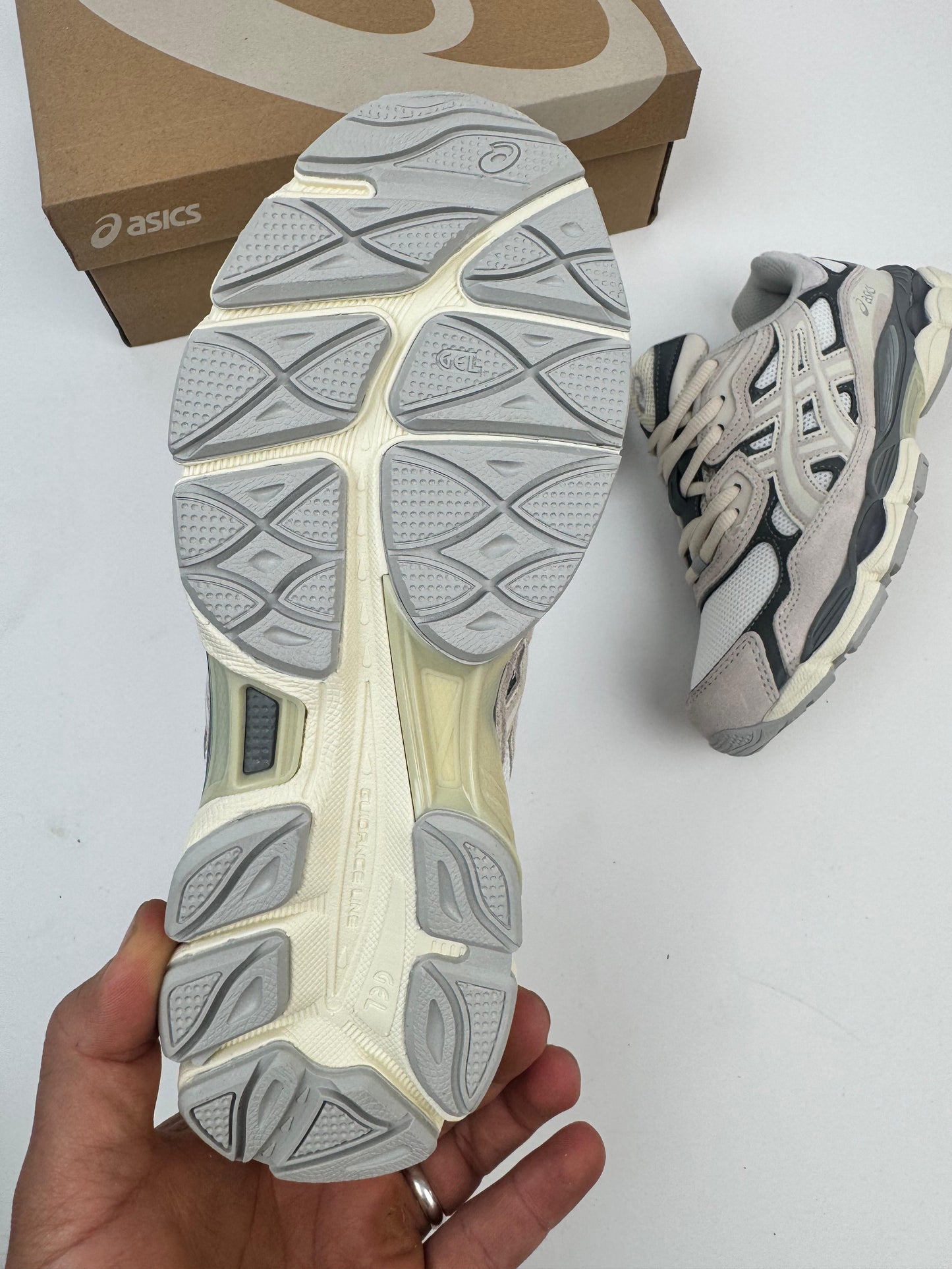 ASICS GEL NYC