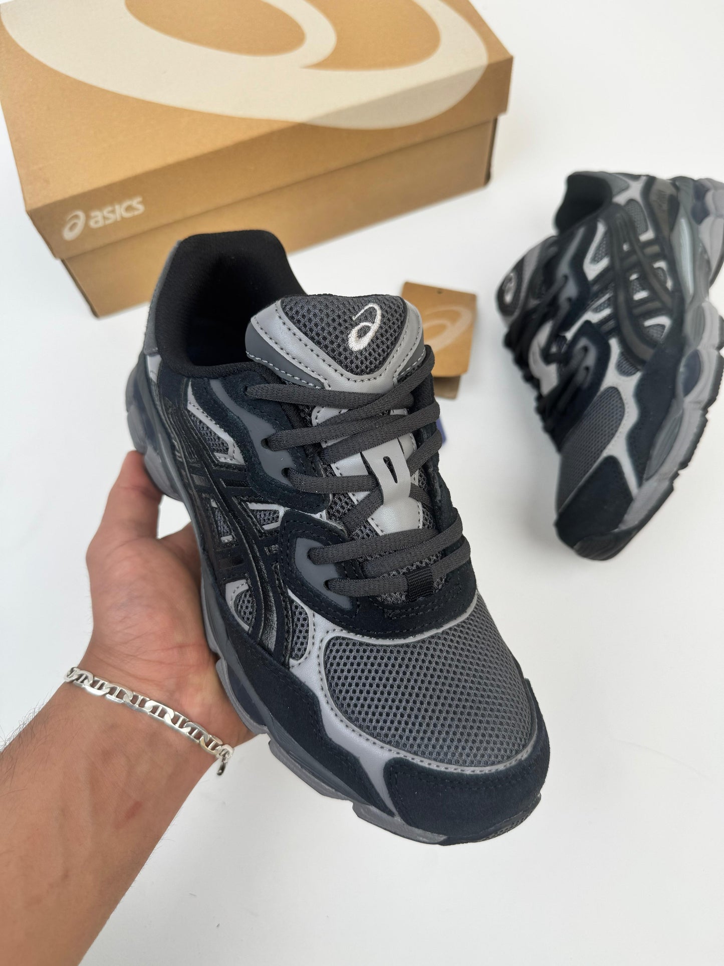 ASICS GEL NYC