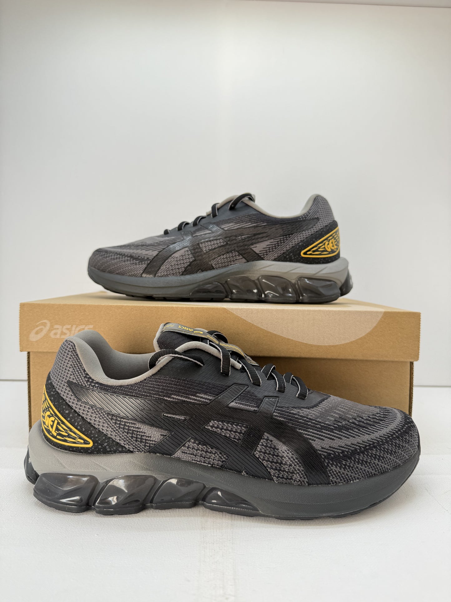 ASICS GEL QUANTUM 360