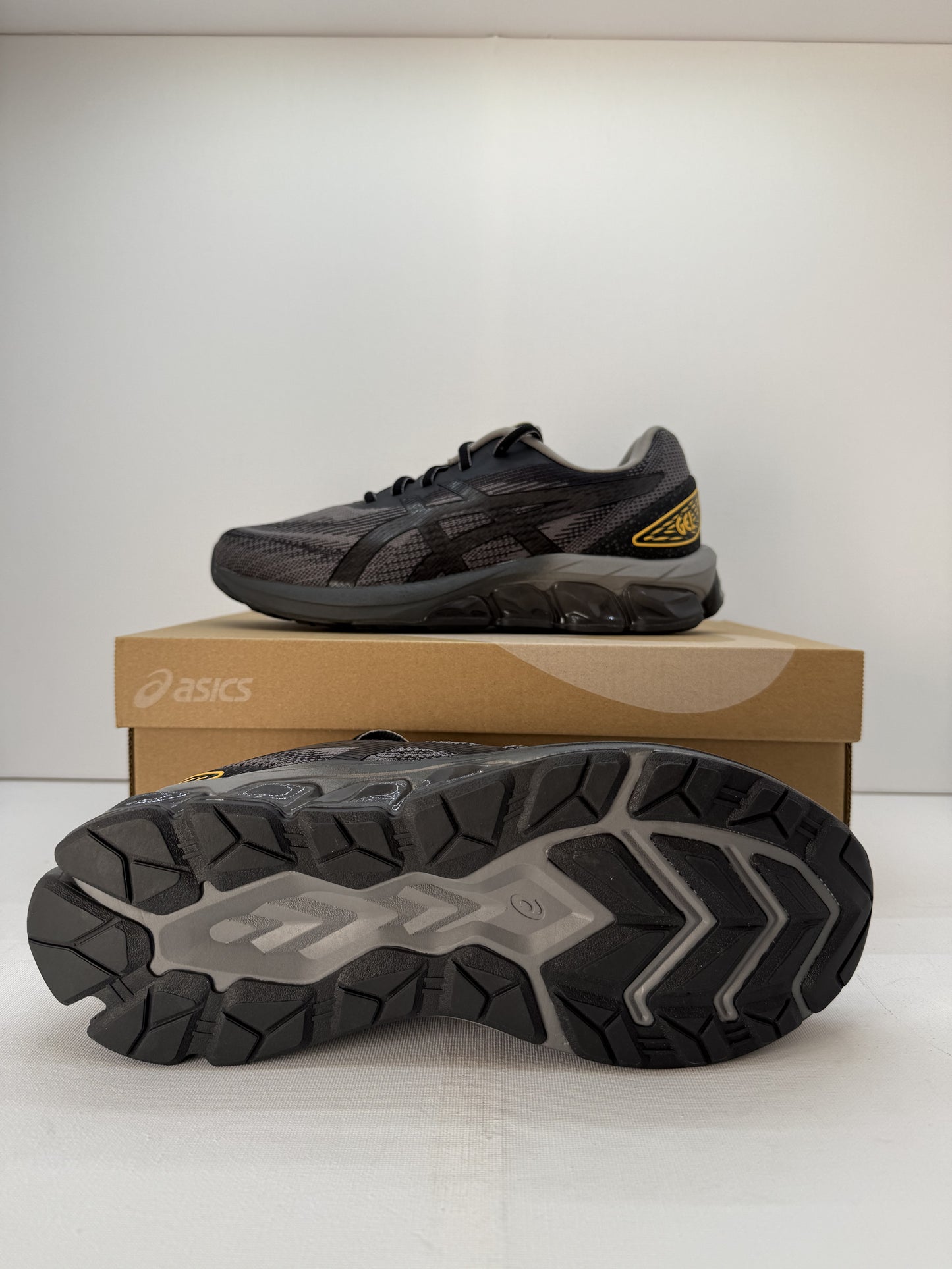 ASICS GEL QUANTUM 360