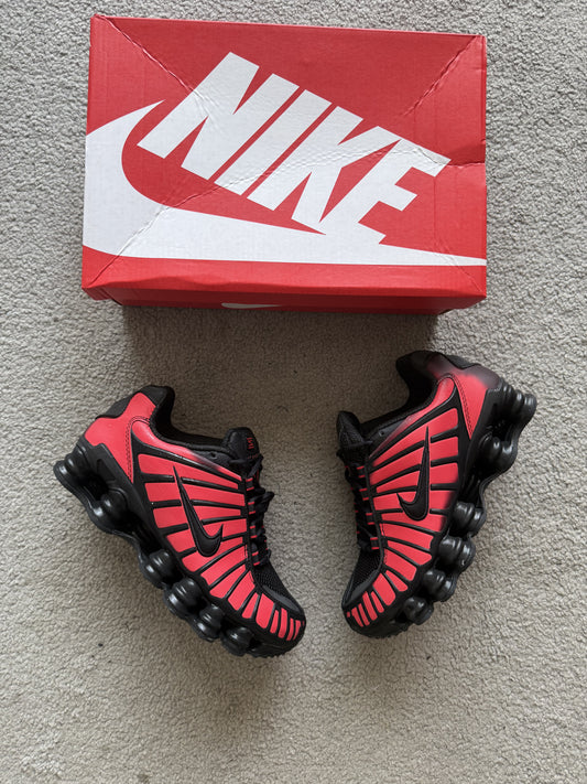 NIKE SHOX 2025 CAMALEÓN RED 🔴